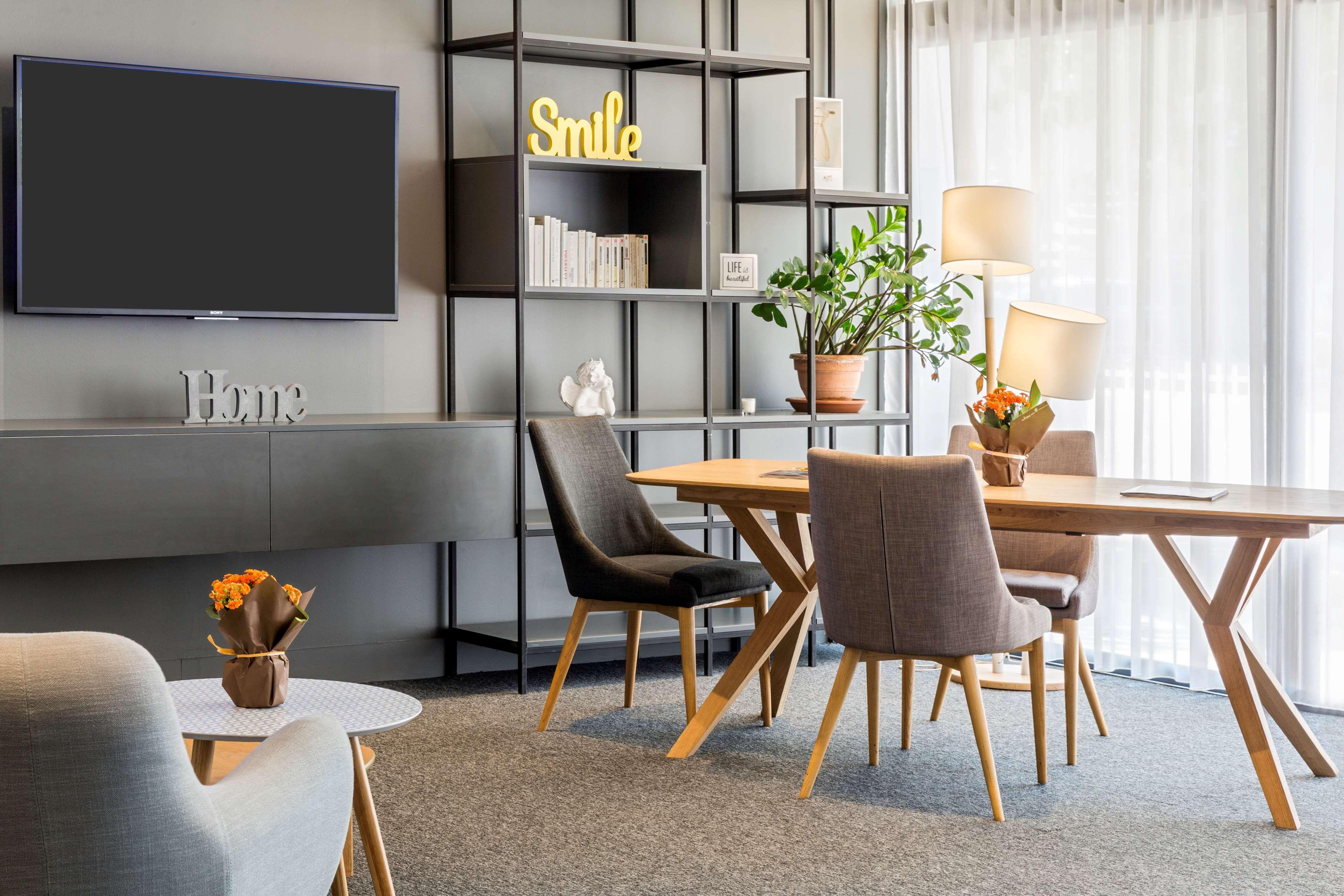 Best Western Linko Aubagne Exterior photo